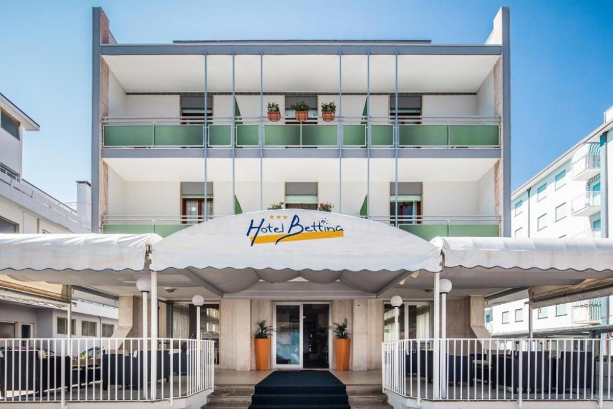 Hotel Bettina Lido di Jesolo Bagian luar foto